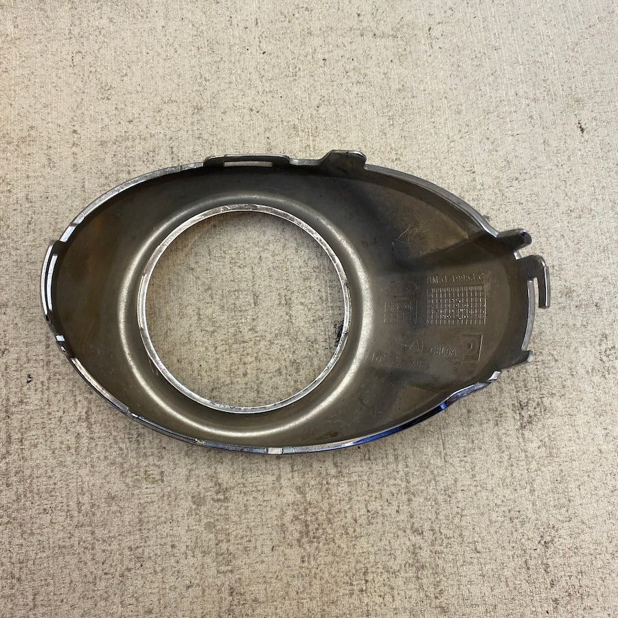 FORD Focus 11 Sis Far Çerçevesi Nikelaj Sol BM51-19953-C