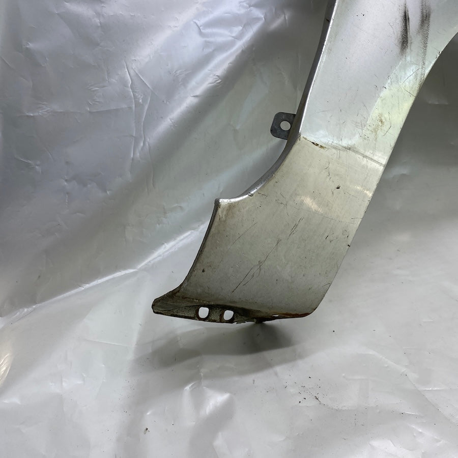 FORD Focus 2 Ön Sağ Çamurluk Orijinal Çıkma 2005-2008