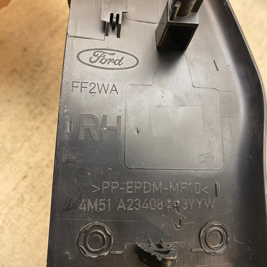 FORD Focus 2 Ön Sağ Tweeter Kapağı 4M51-A23408
