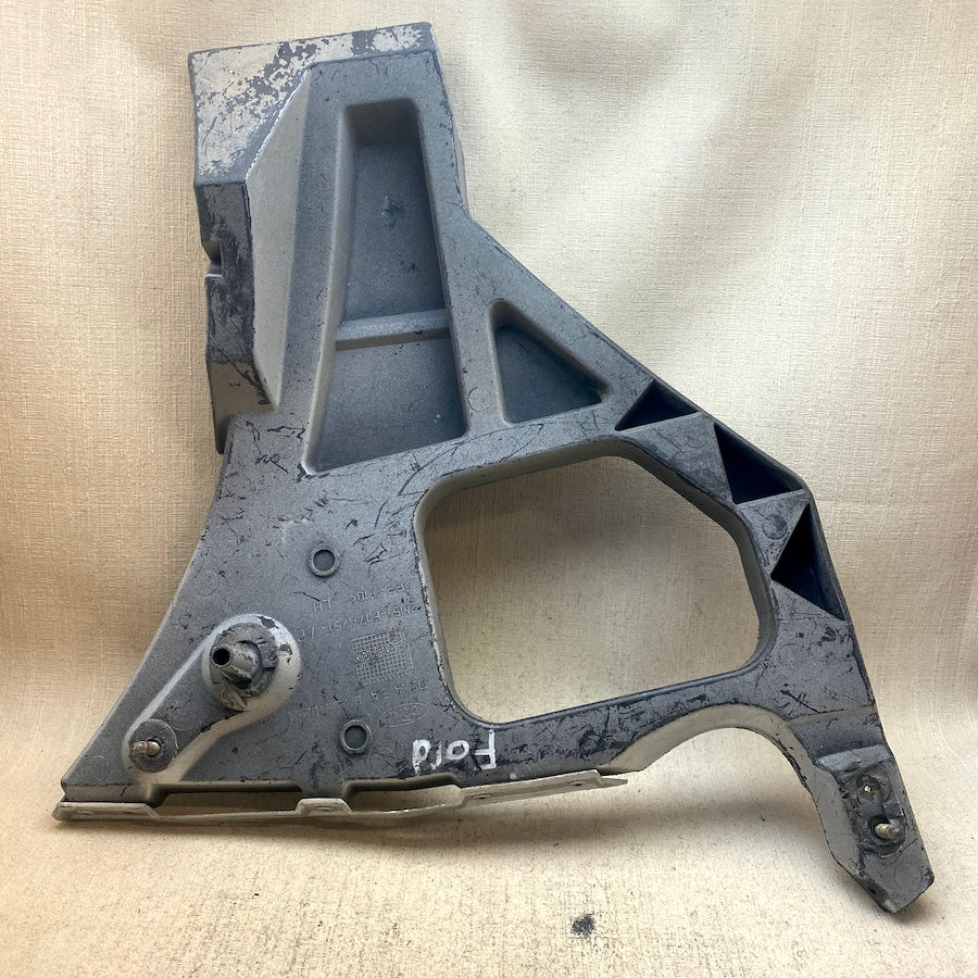 FORD Focus Arka Tampon Braketi 2M51 F17A751