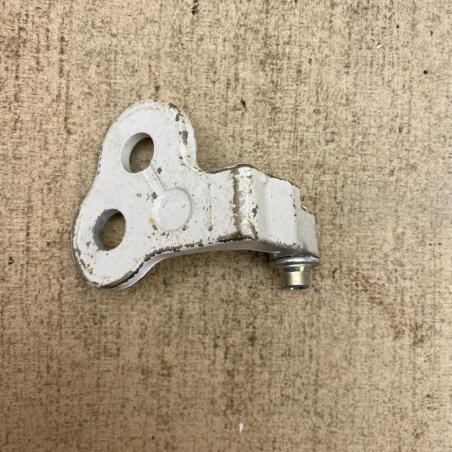 FORD Focus/C-MAX Kapı Menteşe Karşılığı AM51-U2204-CA