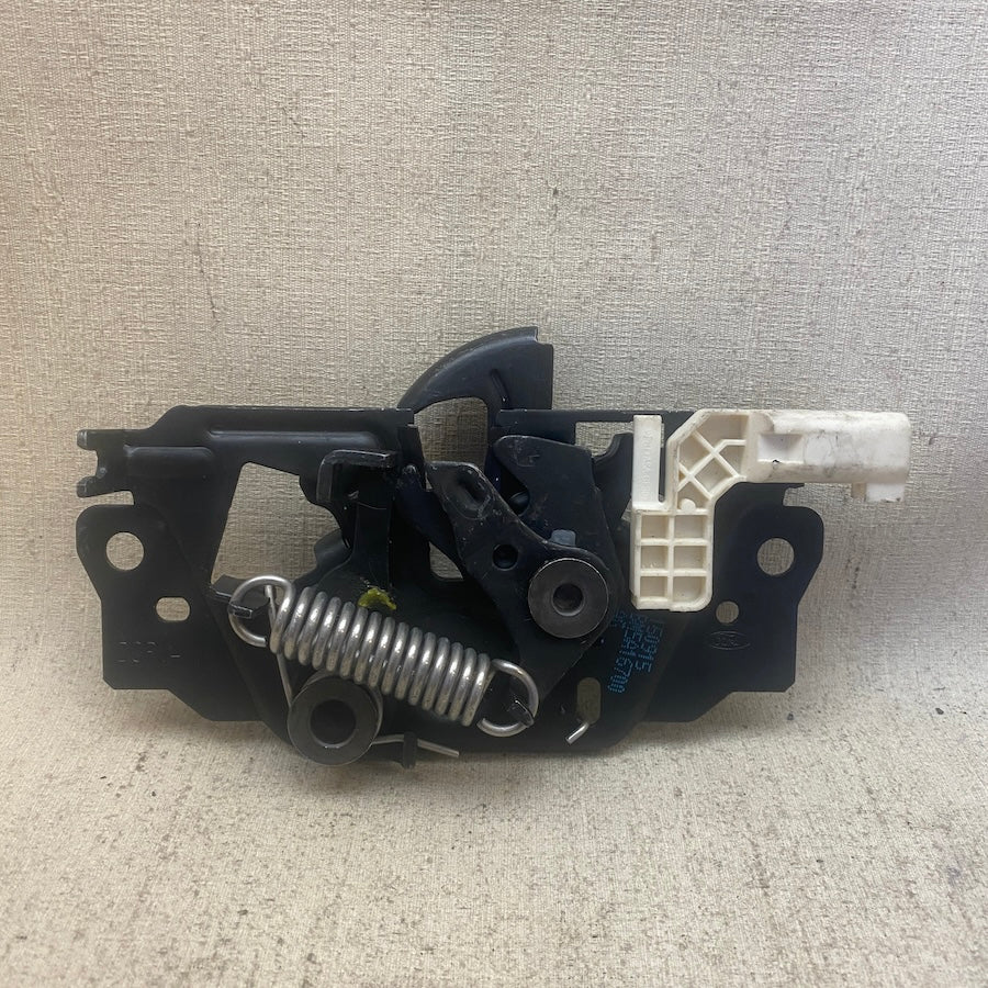 FORD Focus/Kuga/C Max Kaput Kilidi BM5A16700
