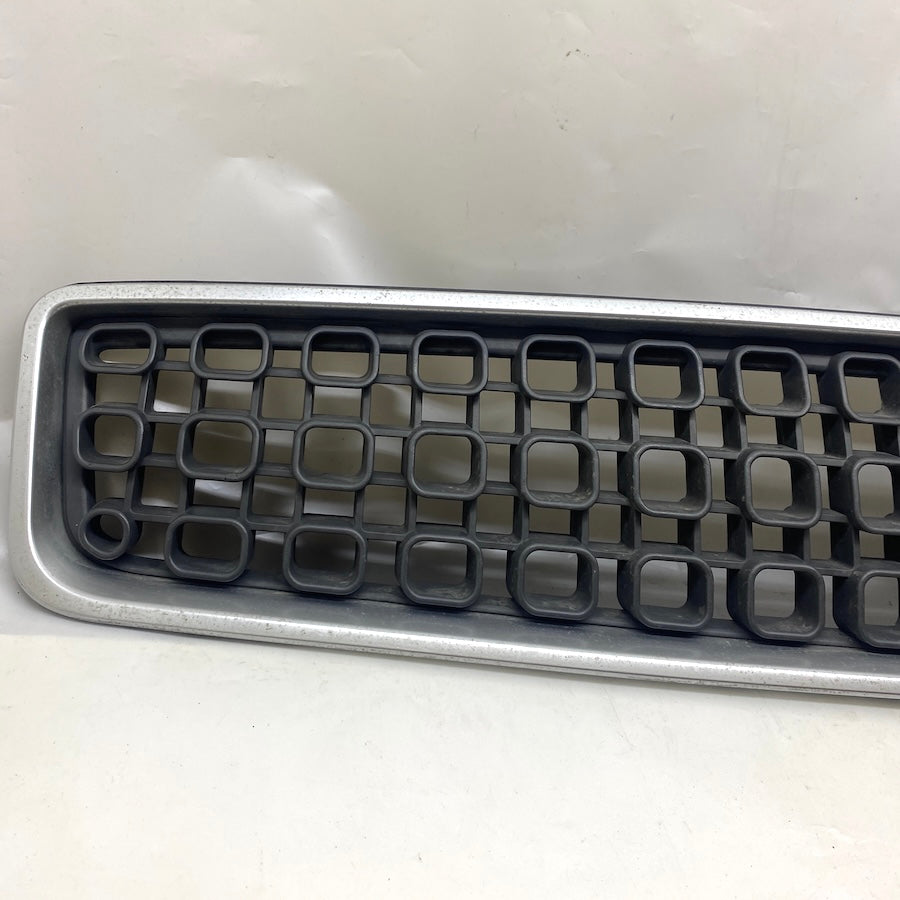 FORD Fusion Ön Panjur 6N11-8A-133C