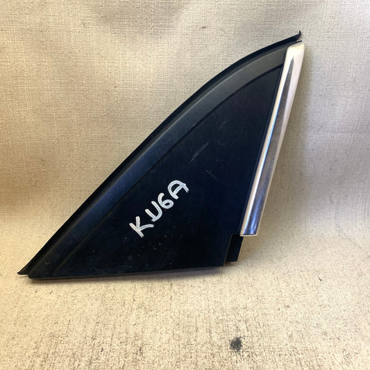 FORD Kuga Dış Dikiz Ayna Üçgen Kapağı 8V41-S16004