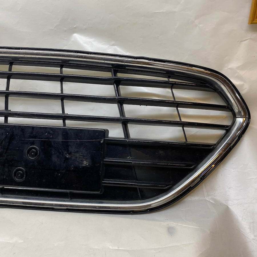FORD Mondeo Ön Panjur BS71-17B968