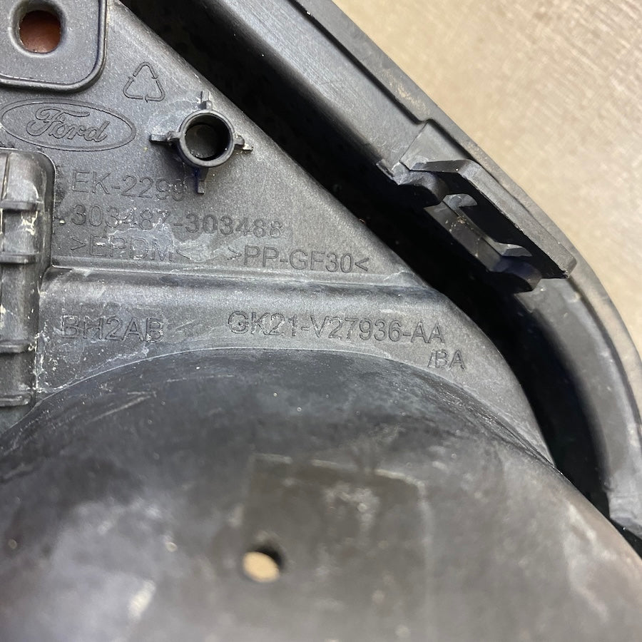 FORD Transit V362 Yakıt Doldurma Yuvası GK21-V27936-AA