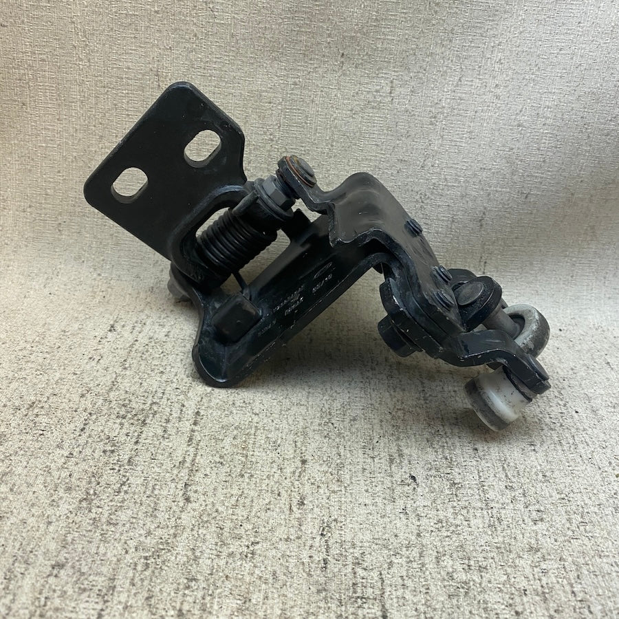 FORD Transit V363 Sürgü Kapı Orta Makara Sağ BK31 V268B40 AF