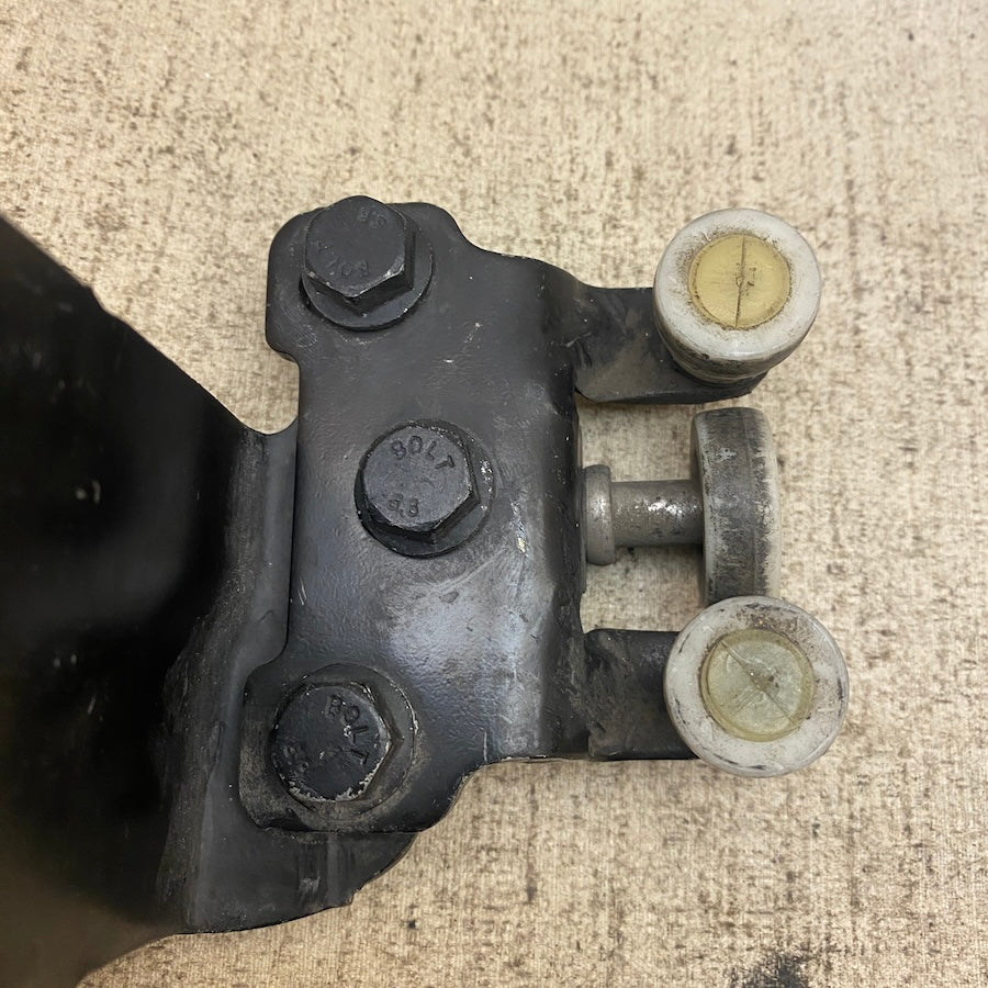 FORD Transit V363 Sürgü Kapı Orta Makara Sağ BK31 V268B40 AF