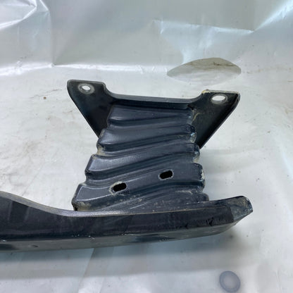 Fiat Doblo arka tampon bağlantı demiri – çıkma ve orijinal gövde parçası.