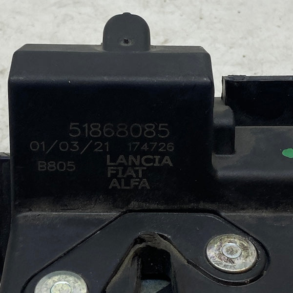 Fiat Doblo Bagaj Kilidi 51868085 Orijinal Çıkma En Uygun Oto Parça