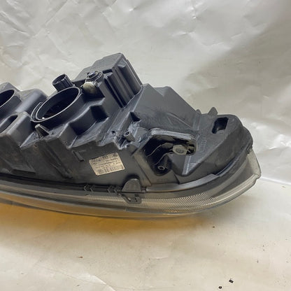 Fiat Doblo Sağ Far Halojen Siyah Zemin 15-20 521094560 Çıkma En Uygun Oto Parça