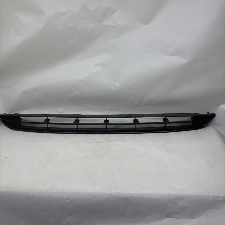 Ford B-Max Ön Tampon Orta Izgara AV11-17K945 BBW - En Uygun Oto Parça