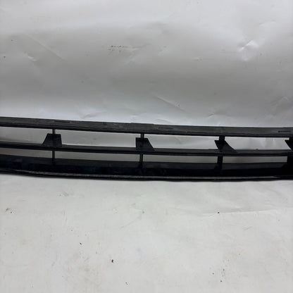 Ford B-Max Ön Tampon Orta Izgara AV11-17K945 BBW - En Uygun Oto Parça