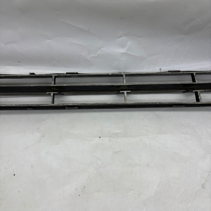 Ford B-Max Ön Tampon Orta Izgara AV11-17K945 BBW - En Uygun Oto Parça