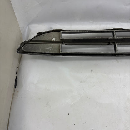 Ford B-Max Ön Tampon Orta Izgara AV11-17K945 BBW - En Uygun Oto Parça