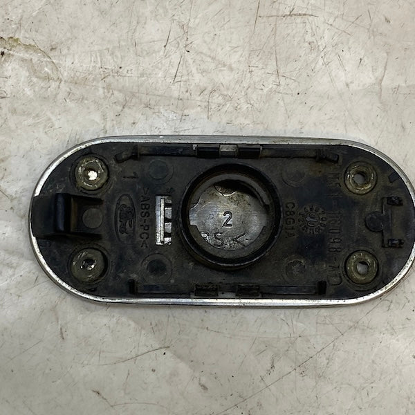 Ford C-Max Ghia Amblemi-Arması Yazısı 3M51-16098 En Uygun Oto Parça