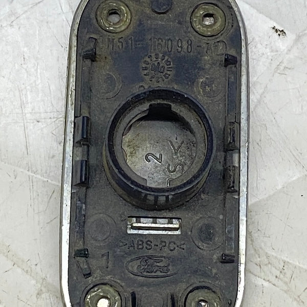 Ford C-Max Ghia Amblemi-Arması Yazısı 3M51-16098 En Uygun Oto Parça