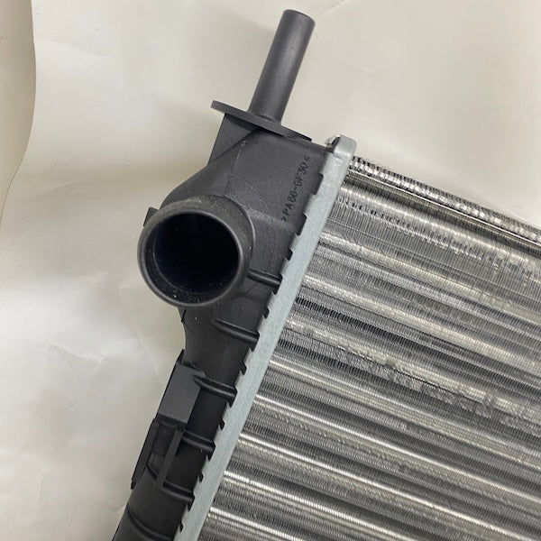 Ford Connect 1.8 TDCi Su Radyatörü 4T168005GA En Uygun Oto Parça