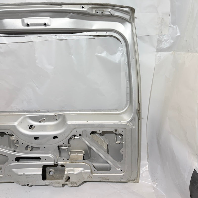 Ford Connect Bagaj Kapağı 03-13 Menteşe Arızalı En Uygun Oto Parça