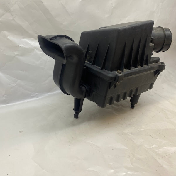 Ford Connect Hava Filtre Kazanı 2T14-9600-AB Orijinal