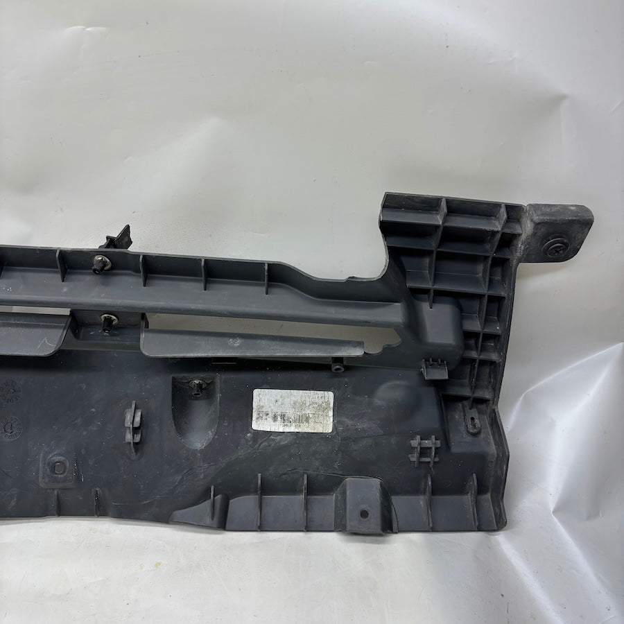 Ford Connect Ön Panjur İç İskeleti 9116-8138-AAW