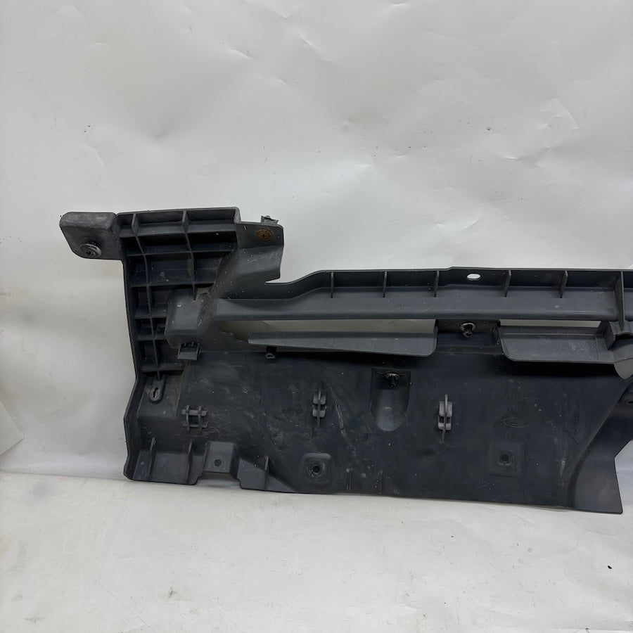 Ford Connect Ön Panjur İç İskeleti 9116-8138-AAW