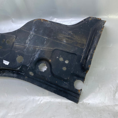 Ford Connect sol ön direk sacı – kaporta tamirinde kullanılan çıkma parça