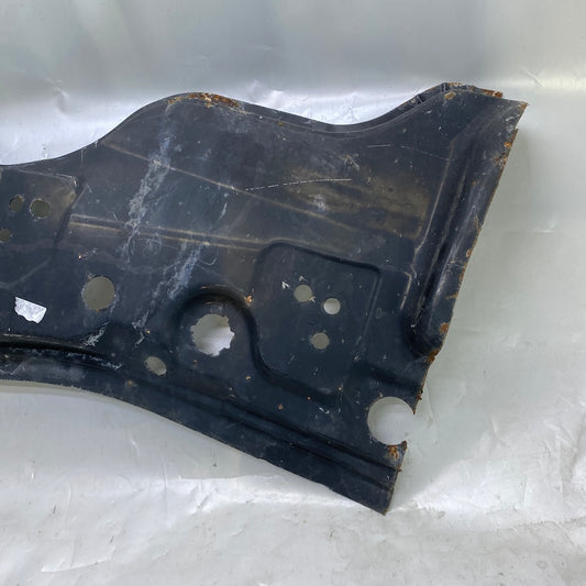 Ford Connect sol ön direk sacı – kaporta tamirinde kullanılan çıkma parça