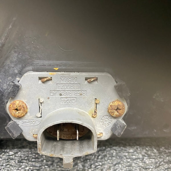 Ford Connect Radyatör Fanı 9T16-8C607 Orijinal Çıkma En Uygun Oto Parça