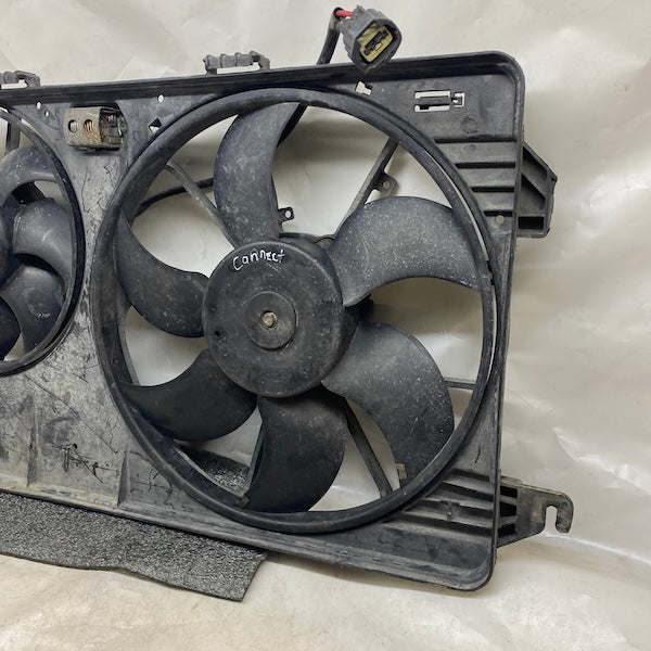 Ford Connect Radyatör Fanı 9T16-8C607 Orijinal Çıkma En Uygun Oto Parça