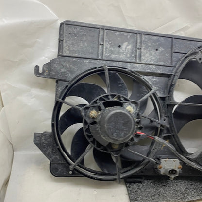 Ford Connect Radyatör Fanı 9T16-8C607 Orijinal Çıkma En Uygun Oto Parça