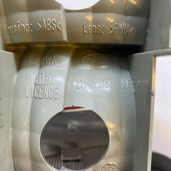 Ford Connect Sağ Stop Lambası 2T14-13A602 AF (Kenarında Çatlak)