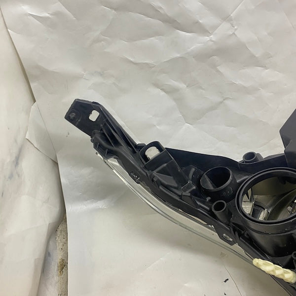 Ford Connect Sol Far FT11-13W030AA 14-20 En Uygun Oto Parça