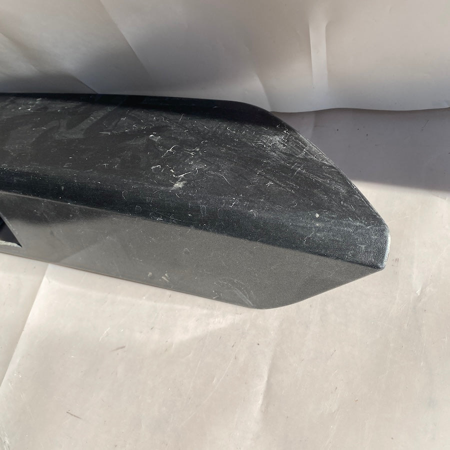 Ford Connect Tourneo Arka Kapı Plaka Aydınlatma Trimi DT11-R43404