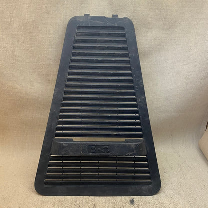 Ford Courier Arka Bagaj içi Kriko Kapağı ET76-K45400-A
