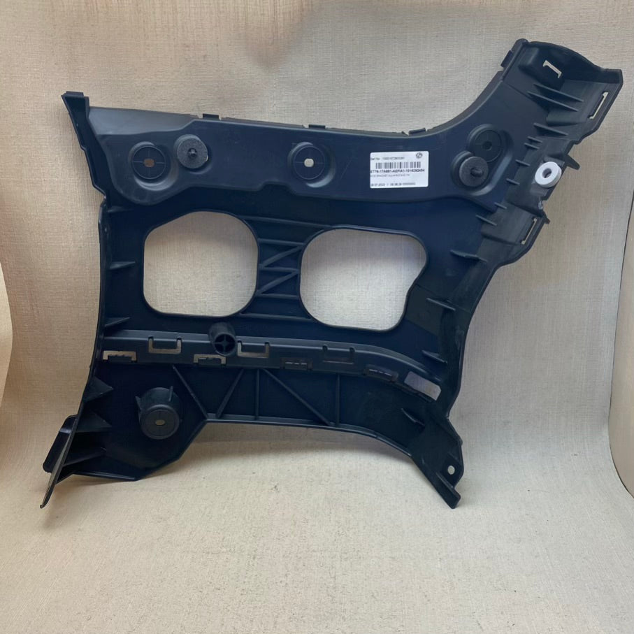 Ford Courier Arka Tampon Braketi Sağ Orijinal ET76 17A881