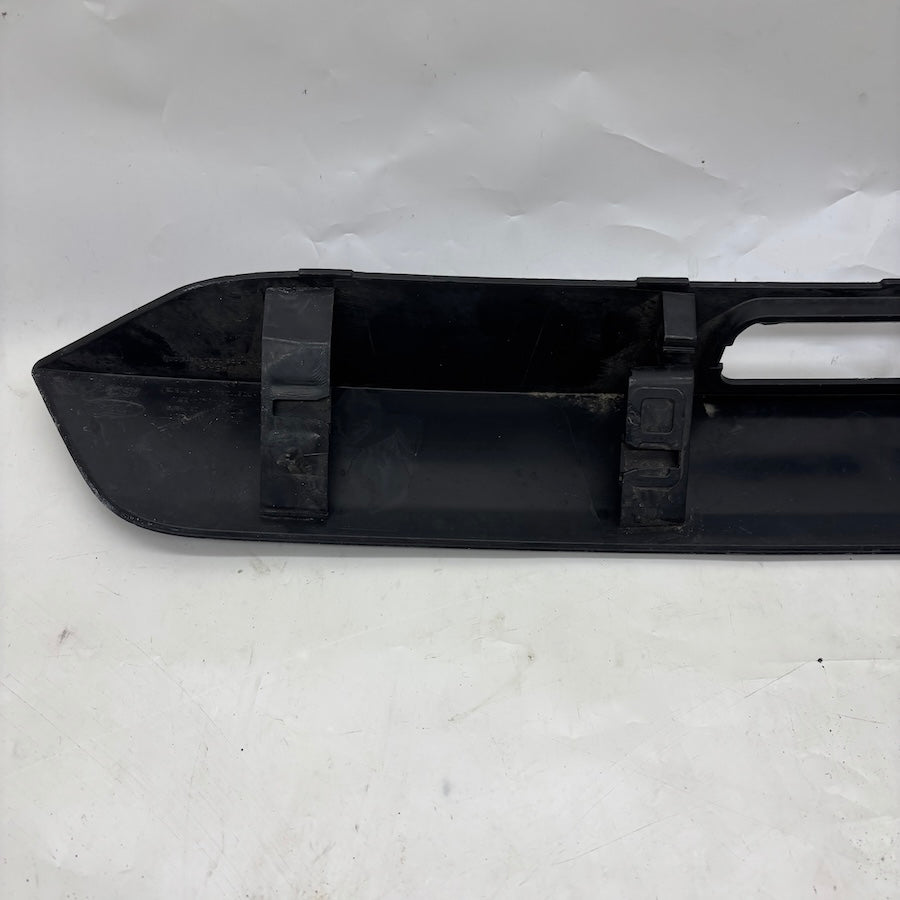 Ford Courier Bagaj Açma Kolu ET76-A43404-CBW - En Uygun Oto Parça