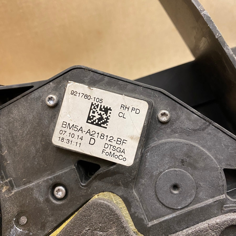 Ford Courier Ön Sağ Kapı Kilidi Set BM5A-A21812-BF