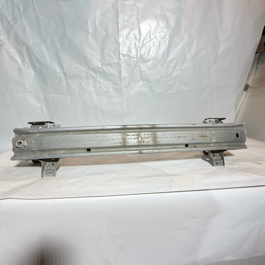 Ford Courier Ön Tampon Demiri 8V51-17K876 Orijinal Çıkma En Uygun Oto Parça