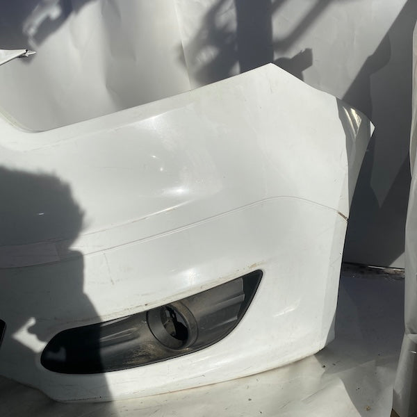 Ford Courier Ön Tampon Sis Delikli ET76-17K819-FK En Uygun Oto Parça