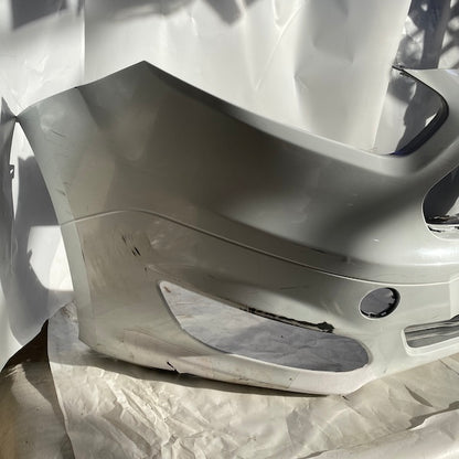 Ford Courier Ön Tampon Sis Delikli ET76-17K819-FK En Uygun Oto Parça