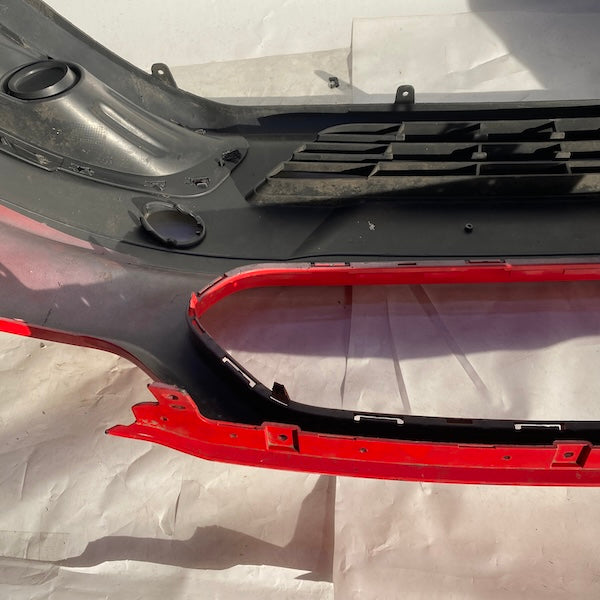 Ford Courier Ön Tampon Sissiz ET76-17K819-AF 14-18 En Uygun Oto Parça