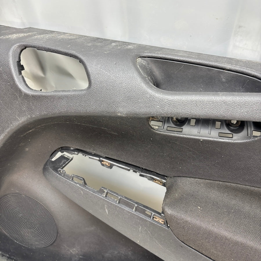 Ford Courier Sağ Ön Kapı İç Döşemesi ET76-V23942-A