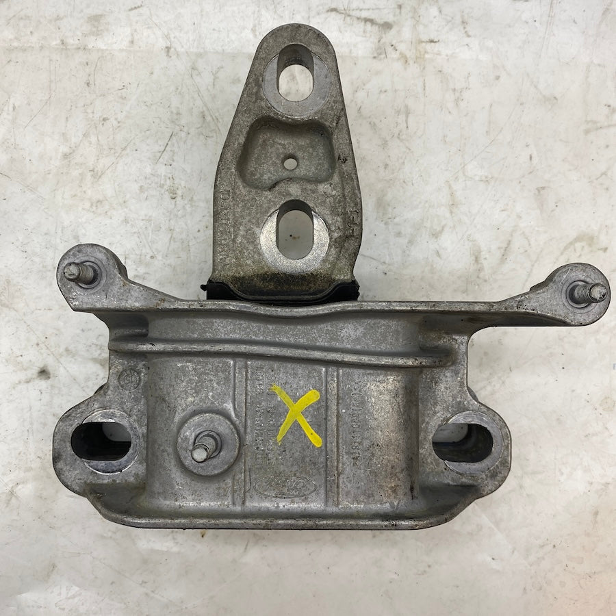 Ford Courier Şanzıman Üst Takozu ET76-7M121-AC