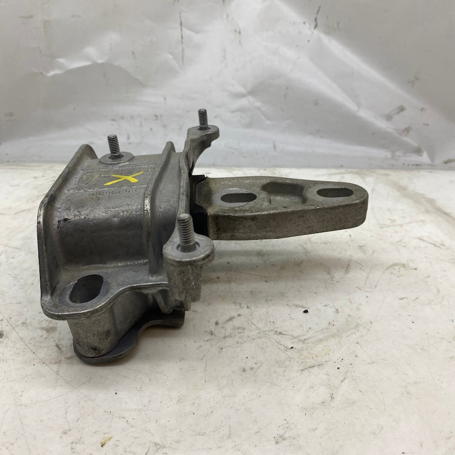 Ford Courier Şanzıman Üst Takozu ET76-7M121-AC