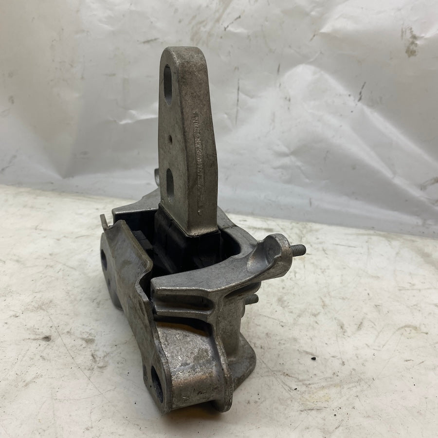 Ford Courier Şanzıman Üst Takozu ET76-7M121-AC