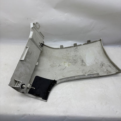 Ford Courier Arka Sağ Tampon Köşe ET76-17926