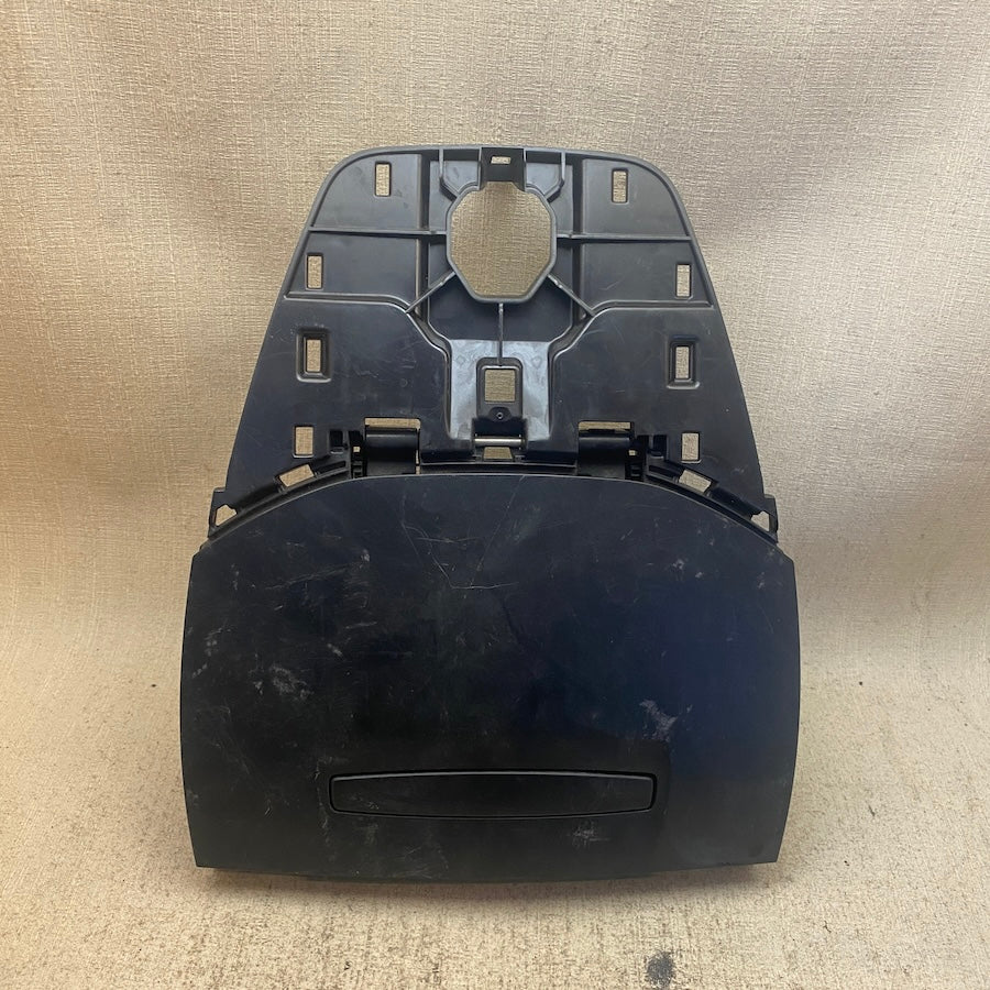 Ford Courier Üst Torpido Yuvası ET76-R04694