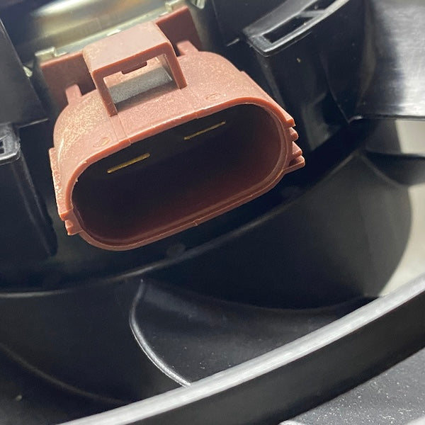 Ford Courier/Fiesta/B-Max 1.5 Dizel Radyatör Fan Motoru ET76-8C607GB En Uygun Oto Parça