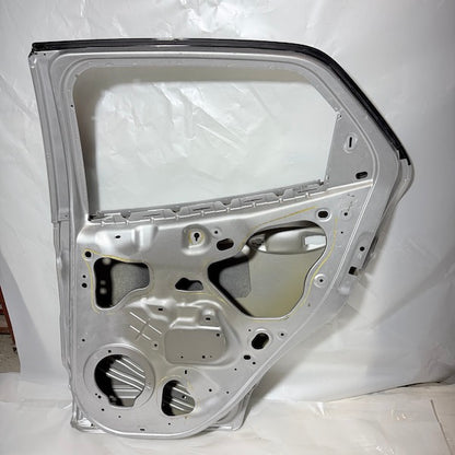 Ford EcoSport Sağ Arka Kapı HN15-N24720-AD Orijinal Çıkma En Uygun Oto Parça